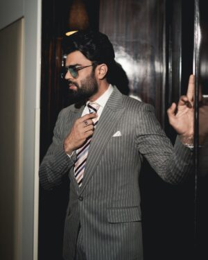 Maniesh Paul Instagram - Koi rokk ke dakhaave…jatt ne ni rukna!!
Suit @bharat_reshma 
Pic @montypanesarphotography 
Shoes @brunexbareskin 
#mp #shoes #suit #style #me #fashion #life #blessed #gratitude