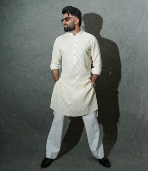 Maniesh Paul Instagram - Love ya Love ya love ya…
@diljitdosanjh paaji kamaal gaanaa🔥
Wearing @bharat_reshma 
Shoes
Pic @montypanesarphotography 
Shoes @faccefeliciofficial 
Glasses @turakhiaoptics 
#mp #trend #mood