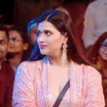 Mannara Instagram - Lighting up Bigg Boss with my pink perfection! 💖✨ Styled by @mitalihandaofficial Customised Outfit @missmomo.in Earrings @kqjewellerystore Jewellery styling @rimadidthat @colorstv @officialjiocinema @beingsalmankhan @krushna30 #MannaraChopra #MannaraIsTheBoss #BB #BiggBoss #BB17 #BiggBoss17 #Colors #Mannara #WKV