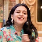 Mannara Instagram - 60 days in BB house ☺️❣️ Styled by @rimadidthat Floral shirt @uptownie101 @memannara @colorstv @officialjiocinema #mannarachopra #biggboss #bb #bb17 #igreels #biggbossunseen #greenaesthetic #bigboss #powerdressing #salmankhan #cute #igdaily