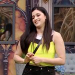 Mannara Instagram - Excited for tonight’s show 😘🥰 @memannara 💗🫶🏻 Styled by @mitalihandaofficial #mannarachopra #biggboss #bb #bb17 #newpic #biggbossunseen #colors #bigboss #igreels #weekendkavaar #cutegirlsonly #cute #igdaily India