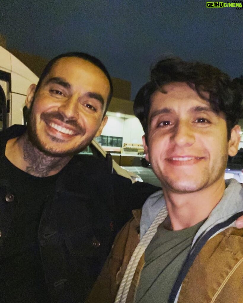 Manny Montana Instagram - With all that’s going on I almost forgot there was a new episode tonight!!! 😱 All new @nbcgoodgirls tonight at 10/9c on @nbc And please show some love for @wesamkeesh who is a got damn gentleman and is KILLING this role! #goodgirls #nbc