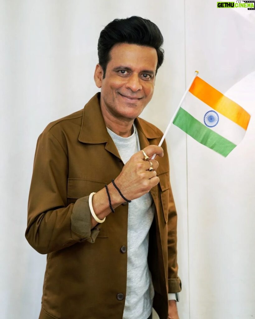 Manoj Bajpayee Instagram - When the winds of freedom blew, and the chains of oppression shattered. We stand proud, remembering the lions who roared for our freedom. Saluting the heroes who penned our story of freedom 🙏🏽 A Happy Independence Day to all of You. #IndependenceDay2023 #स्वतंत्रता_दिवस