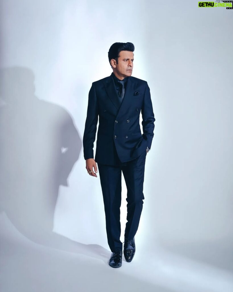 Manoj Bajpayee Instagram - Suited in shadows, alive with the expression! Fashion stylist: @krishkgatriofficial Assistant Stylist: @sakshi_sikaria Outfit: @linebyshamimkhan Footwear: @lsoleshoes_in