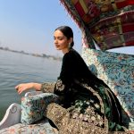 Manushi Chhillar Instagram - Taareef karun kya uski, jis ne tumhe banaayaa 😍😍 Srinagar, Jammu and Kashmir
