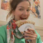 Marcela Kloosterboer Instagram - Tardecita de crepes 🌱🌯🧇🥤🥜 (el vegano increíble;) )