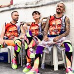 Marcelo D2 Instagram - o marcelo moleque nunca iria acreditar no que rolou ontem … a cultura dos bate-bolas é o espetáculo da resistência do carnaval do surburbio do Rio .. é patrimônio cultural da cidade … ser homenageado pela @turmasucesso , viver todo o ritual de preparação da saída, ver minha família, amigos e toda a rapaziada vestidos de marcelo d2 pelas ruas de Rocha Miranda é uma emoção que não tem como descrever … foi a coisa mais incrível que eu vivi nos ultimos tempos @turmasucesso : eu ainda to em êxtase aqui !! muito obrigado 📷 @yancarpenter // @moving.comunicacao