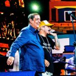 Marcelo D2 Instagram - eu ainda to emocionado demais com esse show .. salve Zeca !! salve o verdadeiro arquiteto da musica brasileira !! 📷 @yancarpenter