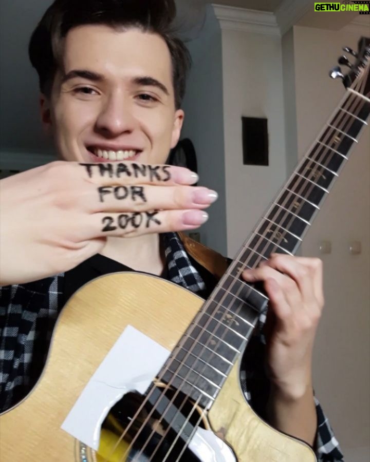 Marcin Patrzalek Instagram - THANK YOU FOR 200.000 FRIENDS ❤❤❤