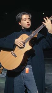 Marcin Patrzalek Instagram - When a guitarist joins the opera… #guitar
