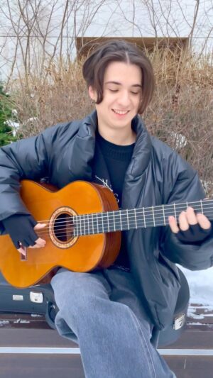 Marcin Patrzalek Instagram - If 2000s pop had Spanish guitar 🫡 #guitar
