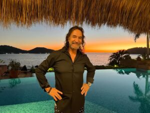Marco Antonio Solís Thumbnail - 31.8K Likes - Top Liked Instagram Posts and Photos