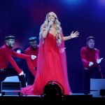Mariah Carey Instagram - New York, it’s been a pleasure! I had so much fun with you all last night, and can’t wait to do it again next week! 🎄❤️ Thank you for the beautiful dress @giorgioarmani #armaniprivé 📸 @kevinmazur