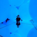 Marimar Vega Instagram - El mundo y sus colores ✨ de que color ves el tuyo ? teamLab Planets TOKYO / チームラボプラネッツ