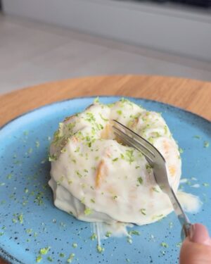 Marina Ferrari Instagram - Alguém aí prometeu comer mais saudável esse ano? Aí tem 10 receitas que eu só tinha colocado nos stories mas achei que merecia deixar salvo no feed! Esse ano tem muito mais pra vocês, vamo q vaaaaamo 😍🫶🏽
