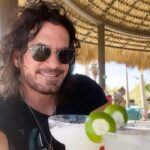 Mario Cimarro Instagram - Dos días para el nuevo 2022 !! Pásenla divino como se merecen ! Mucha Buena Vibra Mi Gente ! Puerto Plata DR