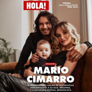 Mario Cimarro Instagram - Cada segundo,minuto, cada hora , cada día , semana y mes a tu lado,  es un sinfín de descubrimientos y emociones que no me quisiera perder. Se que es imposible disfrutarlos todos al momento que pasan, y la vida requiere de nuestra presencia y obligaciones . Pero regresar a casa y que tu mamá me cuente de las buenas nuevas es un premio igual de emocionante, como cuando descubriste tus deditos , o cuando te viste al espejo por primera vez , o como cuando descubriste que puedes dar vueltas en la cama , o como cuando descubriste que puedes gatear ,o cuando por fin notas a las palomas que vienen a picotear en la ventana . Hoy , queremos que el mundo se entere de tu feliz 8th month cumple adorada hijita mía .