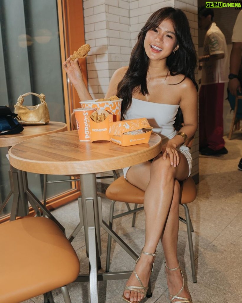 Maris Racal Instagram - Celebrated Popeyes’ 50th store and it’s their biggest store so far! 🤩 Come and visit! 📸 @pvfotographs