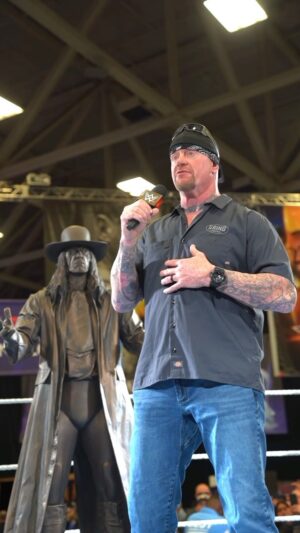 Mark Calaway Instagram - @undertaker reacts to the reveal of his brand new statue!  He is now forever immortalized!  #WrestleMania @tripleh @shawnmichaelswwe