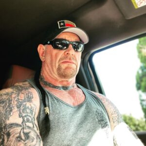 Mark Calaway Instagram - Monday vibe…back to the grind!! #workout #thegrindathletics #blueotterpolarized #Texas #fordf250