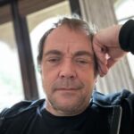 Mark Sheppard Instagram – 33 years sober (yesterday). Can’t begin to tell you the gratitude I have for the support of my family and friends. Hell of a path to trudge. #spnfamily