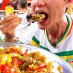 Mark Wiens Instagram - Street food in Senegal!! 🇸🇳 Had an incredible time, food is so unique and delicious. First video is published, link in my bio - check it out now! Special thanks to @papetatandiaye #Senegal #Dakar #Africa Dakar, Senegal