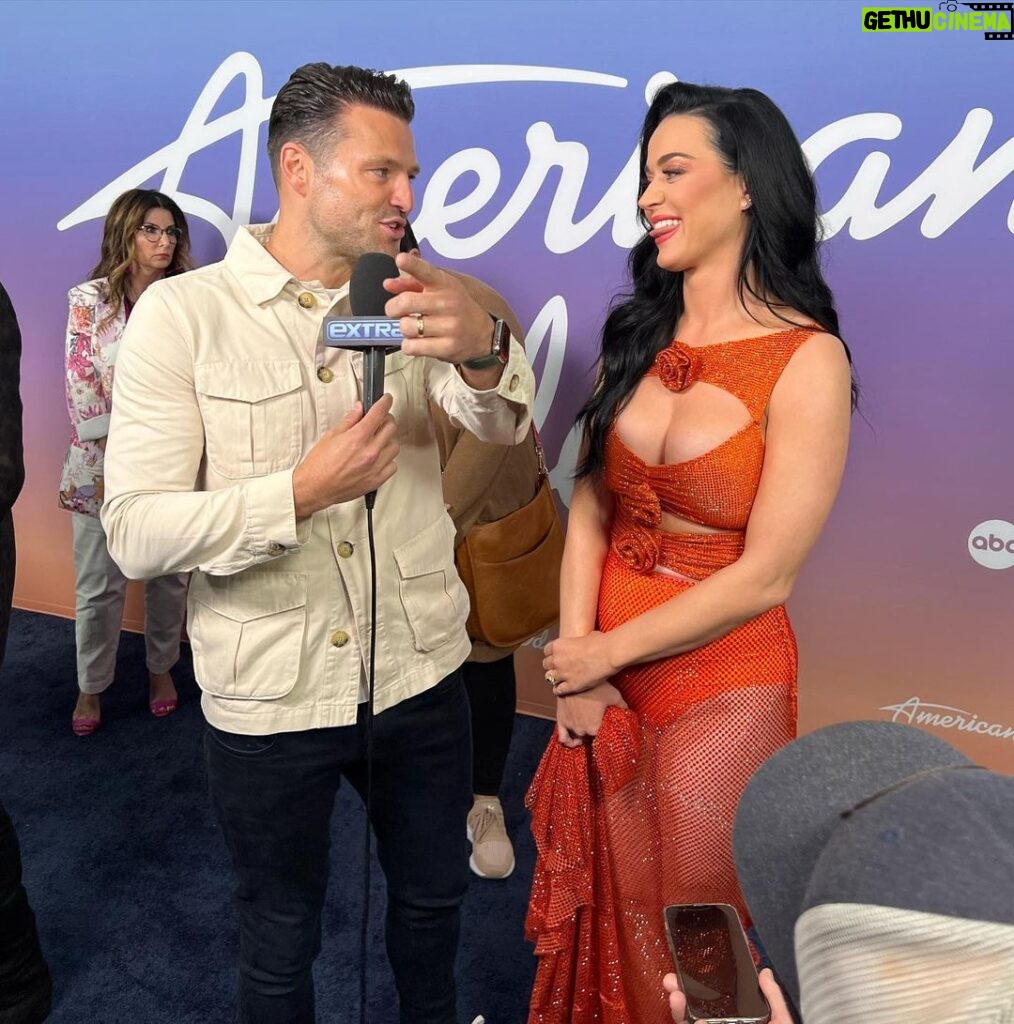 Mark Wright Instagram - Back behind the 🎤 for @extratv great fun with the @americanidol gang @katyperry @lionelrichie @ryanseacrest Los Angeles, California