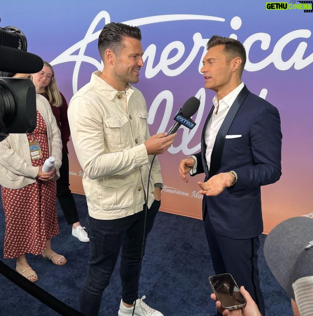 Mark Wright Instagram - Back behind the 🎤 for @extratv great fun with the @americanidol gang @katyperry @lionelrichie @ryanseacrest Los Angeles, California