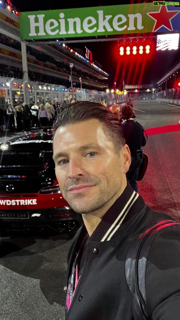 Mark Wright Instagram - LA - Vegas 🇺🇸 in the fast lane!! This week we watched history be made & made memories to last a life time!! Working and playing in the best place in the world 🌎 @f1 you know how to do it right!! @vegas you were special!!