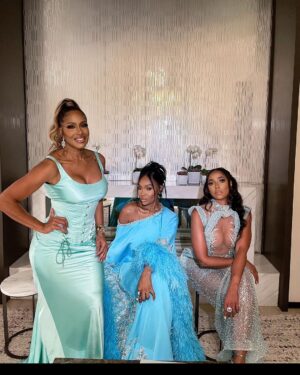 Marlo Hampton Instagram - Happy Birthday to my Capricorn Diva @shereewhitfield 🎊🎉 I hope that you’re having it your way, especially today!!!! Can’t wait to have cocktails and make more memories with you 🍸😘