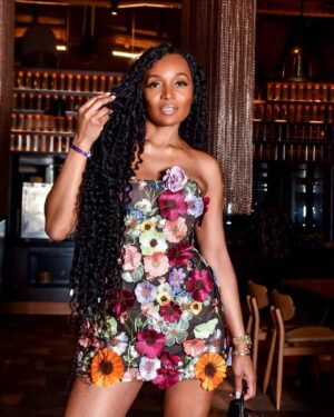Marlo Hampton Instagram - I’m the queen of my own little world! 

📍We kicked off William’s Birthday 🎈weekend in the Dominican Republic 🇩🇴at @clubmedmichesplayaesmeralda with dinner at Copper and Coal Steakhouse, the food 🍽️was amazing & the customer service was 🌟🌟🌟🌟🌟 the dress code theme was florals 💐🌸

stay tuned for more 📸🎥 from our vacation. 

#clubmed #clubmedmichesplayaesmeralda #thatslespritlibre #clubmedmiches