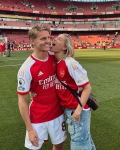 Martin Ødegaard Instagram - Life is good 🫶🏼