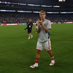 Martin Ødegaard Instagram - Good start to the 🇺🇸 camp! Thank you for the support, Baltimore 👏🏼 M&T Bank Stadium