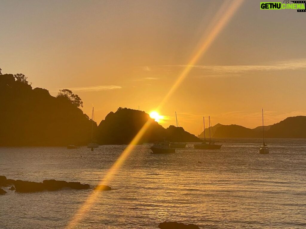 Martin Henderson Instagram - Great Barrier Island