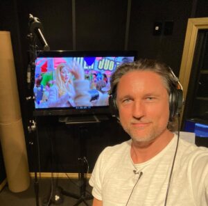 Martin Henderson Instagram - Back in the studio doing some post production work for season 5 of #virginriver. Excited for you all to see this. And a big thank you for all the kind messages about the cyclone. 🙏🏻
