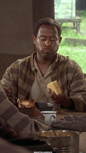 Martin Lawrence Instagram - I was actually gon eat the cornbread too! 🤣 #tbt #life #reels
