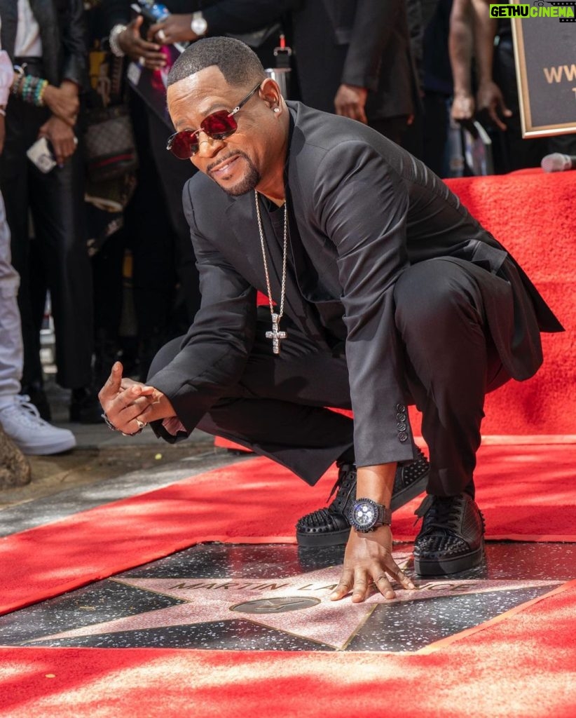 Martin Lawrence Instagram - I am absolutely blessed and honored to have received my star on the Hollywood Walk of Fame. Thank you to my wonderful friends, family and team for all of the years of endless love and support. To my fans, without you, I wouldn’t be here. Much love and God bless 🙏🏾 #blessed #hollywoodwalkoffame ⭐ 📸 @evoake