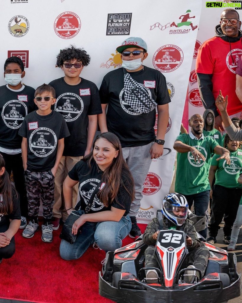 Martin Lawrence Instagram - I had such an amazing time at my first annual Celebrity Go-Kart Holiday Kickoff, a charity event benefiting families in need! From getting to race with the kids to seeing everyone come together, I couldn’t imagine a better day. Shoutout to my team over at @runteldatentertainment for putting together an amazing event, @k1speed for hosting us and all my family, friends and volunteers who stepped up to put smiles on the faces of so many children. Can’t wait to do it again next year! #blessed #holiday 📸 @imandrewjackson K1 Speed Burbank