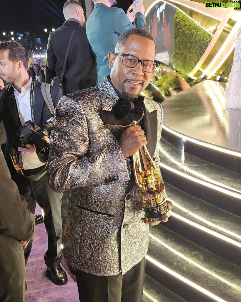 Martin Lawrence Instagram - About last night. #joyawards #saudiarabia #blessed Saudi Arabia