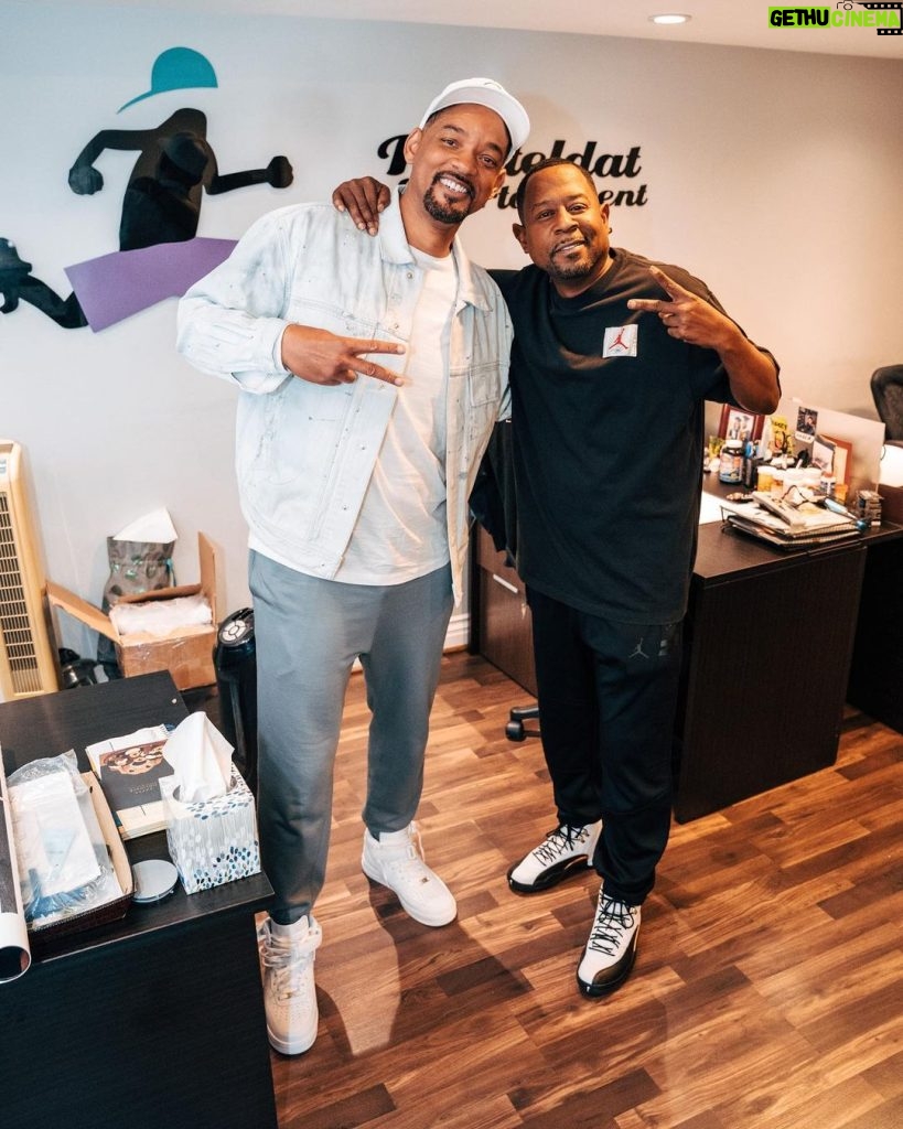 Martin Lawrence Instagram - Wishing nothin but love and blessings to my brotha @willsmith 🙏🏾 Happy Birthday! 📸 @imandrewjackson Los Angeles, California