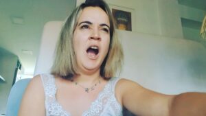 Martita de Graná Instagram - A esa gente que no está aún de vacaciones, un saludo