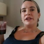 Martita de Graná Instagram - Amig@s que no te dejan beber agua. @aguafontvella #graciasfontvellagas #burbujasllenasdevida