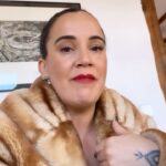 Martita de Graná Instagram - Aesthetic, PEC, Bro… dejarme viví Abrigo de pelo sintético por 20 euros by @rastrodemadrid (no se me confundan querid@s)