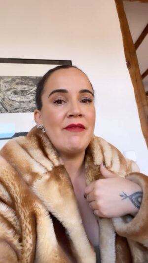 Martita de Graná Instagram - Aesthetic, PEC, Bro… dejarme viví

Abrigo de pelo sintético por 20 euros by @rastrodemadrid (no se me confundan querid@s)