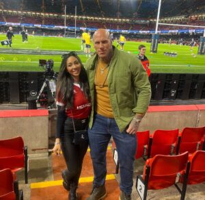 Martyn Ford Instagram - One hell of a game …. An incredible performance by them all, proud of the main man @pierraschoemies appreciate you brother and congratulations on the win, although my gorgeous wife was a little less impressed 😂 (she’s 🏴󠁧󠁢󠁷󠁬󠁳󠁿) #rugby #scotland #6nations
