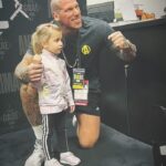 Martyn Ford Instagram - It costs nothing to be nice and smile ❤️ @animalpak #arnold #animalpak #benice #smile