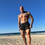 Martyn Ford Instagram - What a day ❤️ …. Sun has been blasting, head has been burnt … all in all … success 😂 #australia #love #GC …. What to do tomorrow 🤔 … suggestions pls people 🤛🙏 Australia