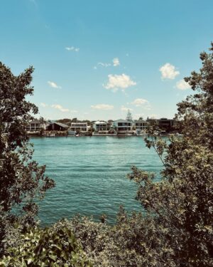 Martyn Ford Instagram - A little bit of my today ….. absolutely gorgeous day, a day of gratitude, a day of reflection and a day of happiness …. Have an incredible weekend people 🇦🇺❤️#australia #walk #life #grateful