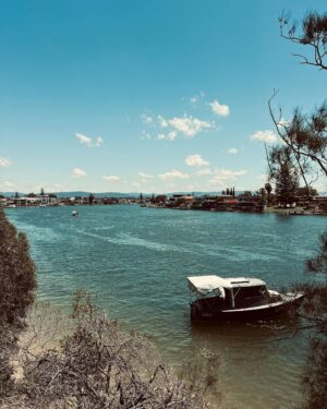 Martyn Ford Instagram - A little bit of my today ….. absolutely gorgeous day, a day of gratitude, a day of reflection and a day of happiness …. Have an incredible weekend people 🇦🇺❤️#australia #walk #life #grateful