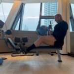 Martyn Ford Instagram - A day of GIANT SETS ….. All over UPPER BODY workout …. Absolutely loving this way of training, the general rule of thumb. 3 sets of each exercise. 3 exercises per circuit. Rep range 15-20 reps. Rest between sets 45 seconds. 4 Separate Circuits. Choose 1 exercise for chest, shoulders, back and turn this into your circuit. This is great for general fitness and muscle build. Aim to do 2 upper weight workouts per wk, and 2 lower. Along with variations in cardio at least 4 cardio sessions per week. #fitness #muscle #fatloss